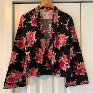 Unique fitted jacket with Chinoiserie details